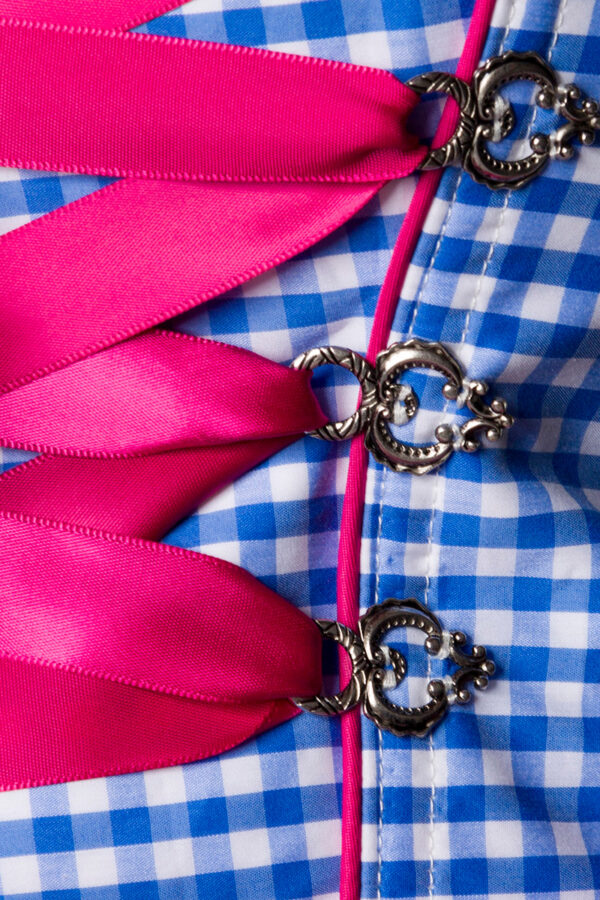 Traditionelles Karodirndl – Bild 4